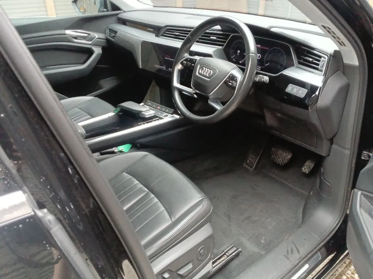 2022 AUDI E-TRON TECHNIK 55 QUATTRO 95KwH BATTERY - Image 2