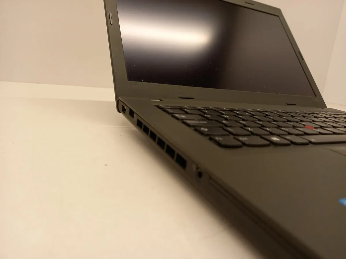 Online Auction Of A LENOVO ThinkPad T470p & More! - Image 2
