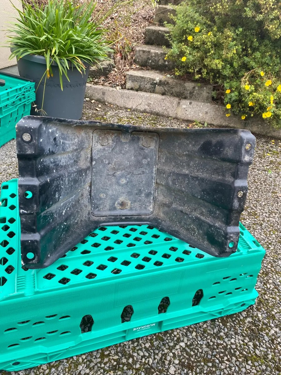 Wheel bracket - Image 2