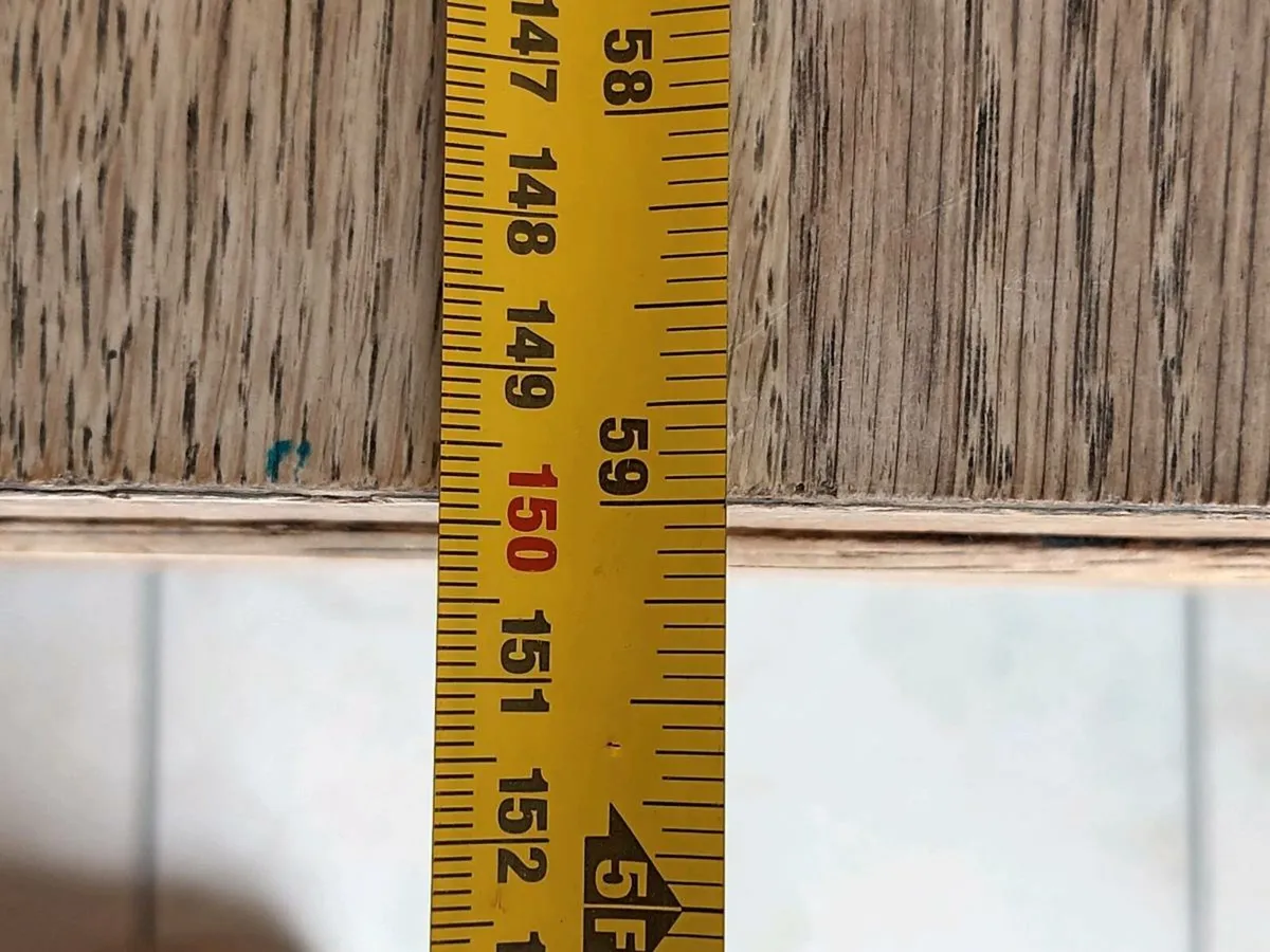 Kitchen table - Image 2