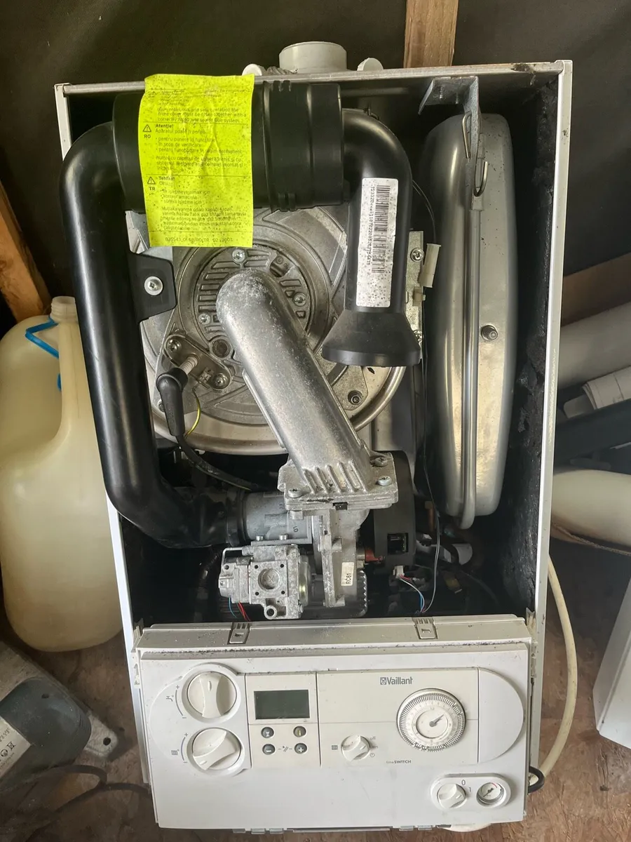Valiant gas boiler - Image 1