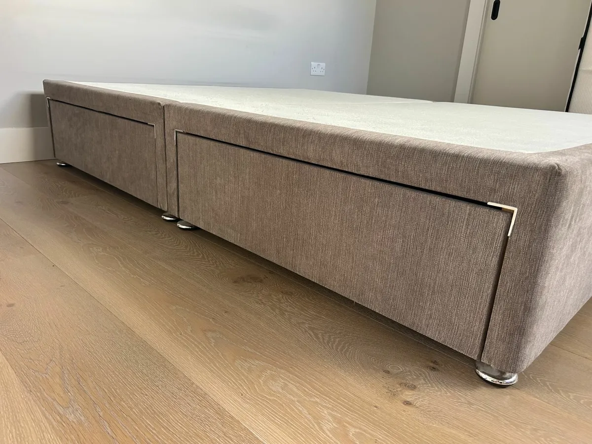 Harvey Norman 5ft King Size bed base - Image 4