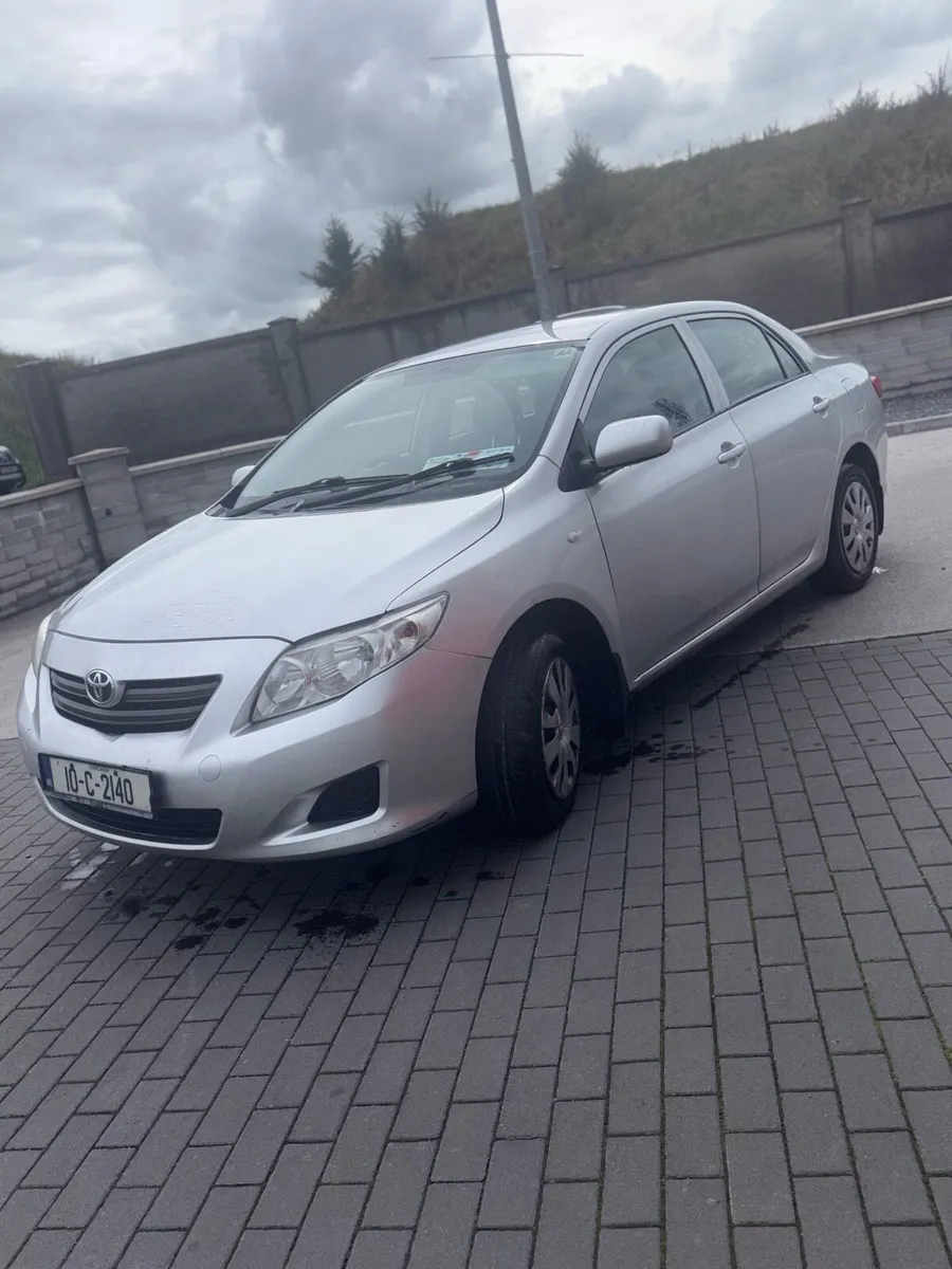 Toyota Corolla - Image 2
