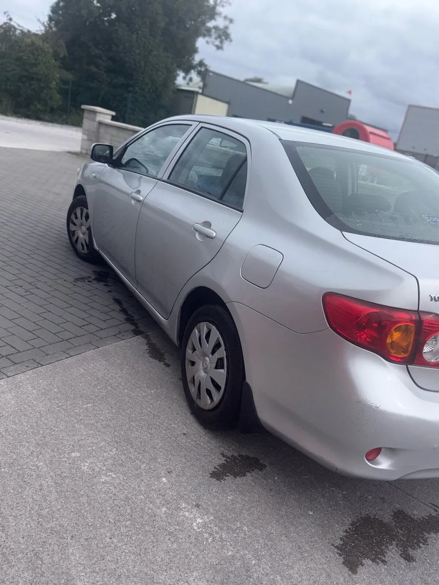 Toyota Corolla - Image 4
