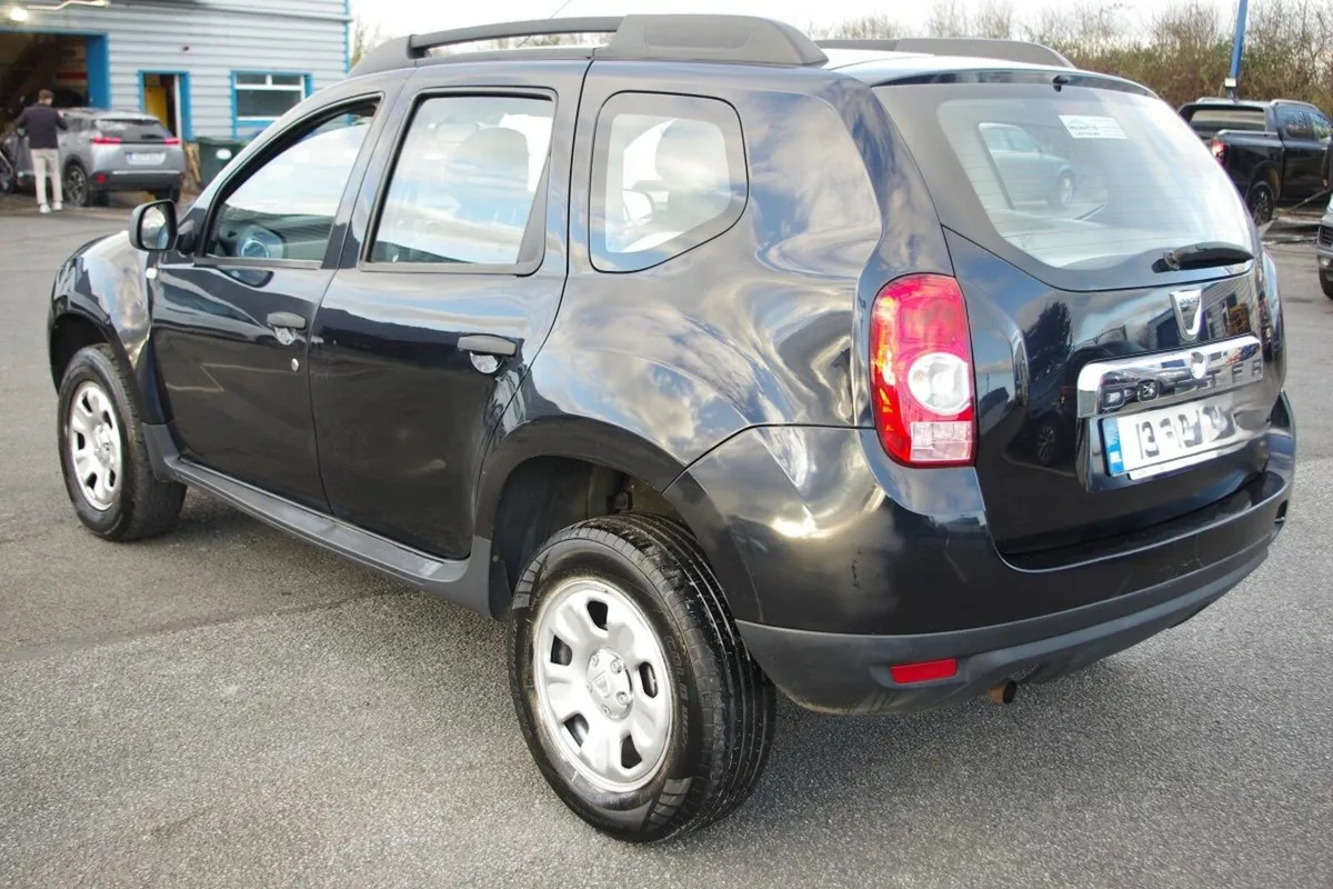 Dacia Duster 2013 - Image 2