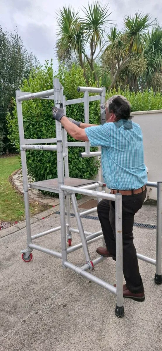 Boss Pod 1000 Alliminuim platform new- safety cage - Image 3