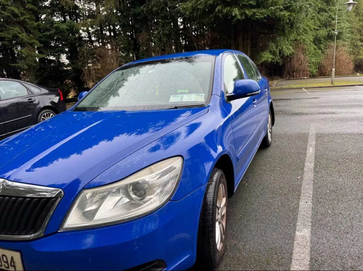 Car - Image 2
