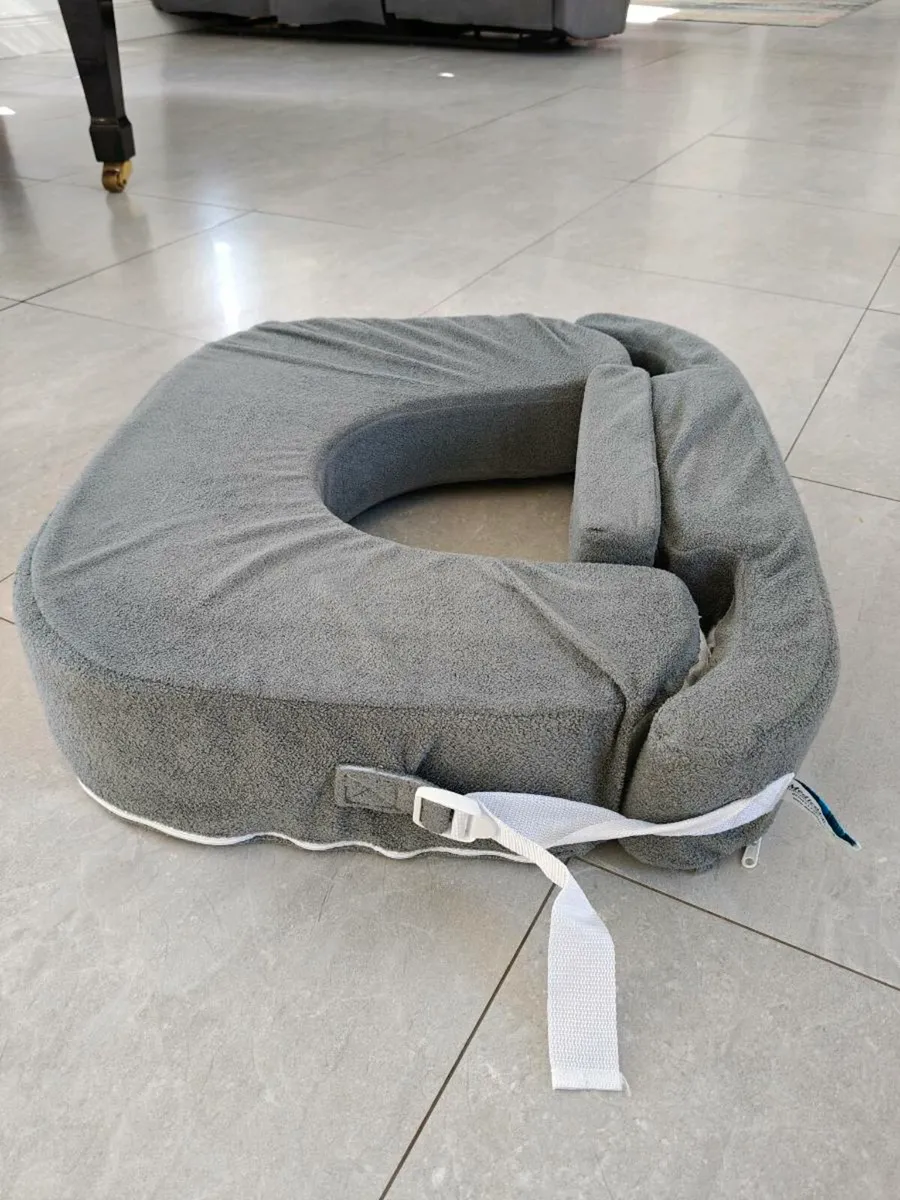 Twin nursing pillow 'My brest friend' - Image 1