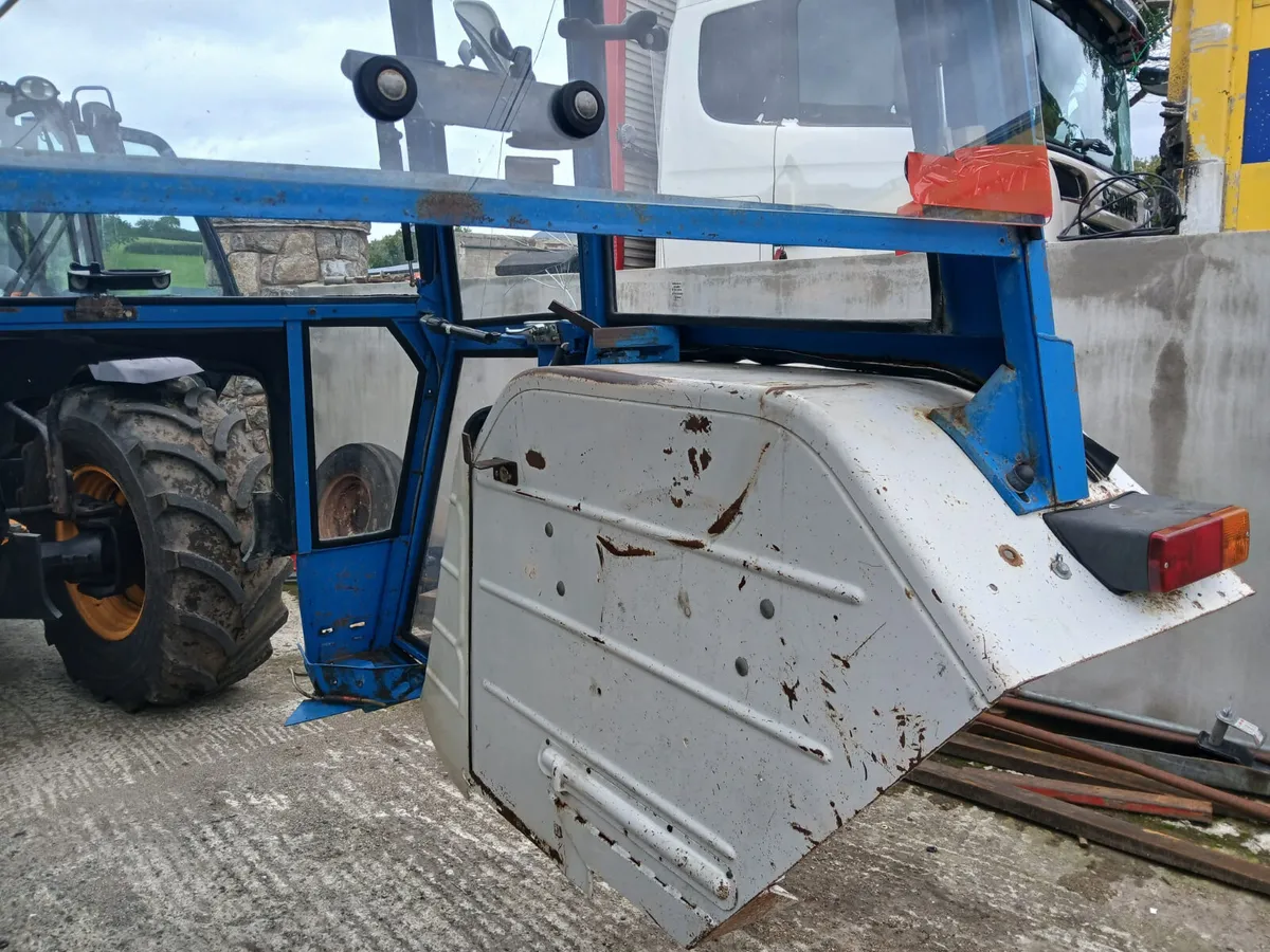 Fritzmeier Cab - Image 4