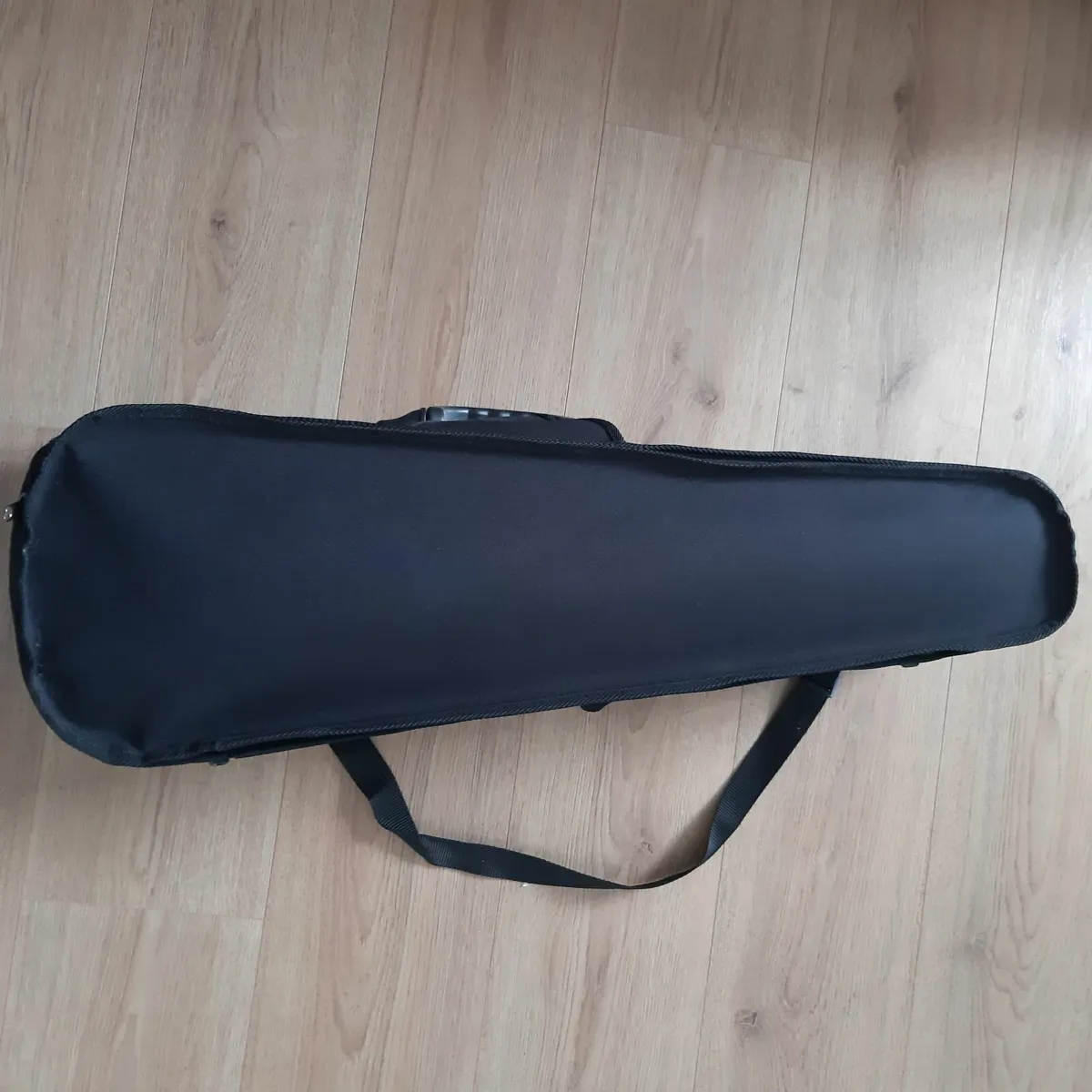 New 4/4 size violin case - Image 3