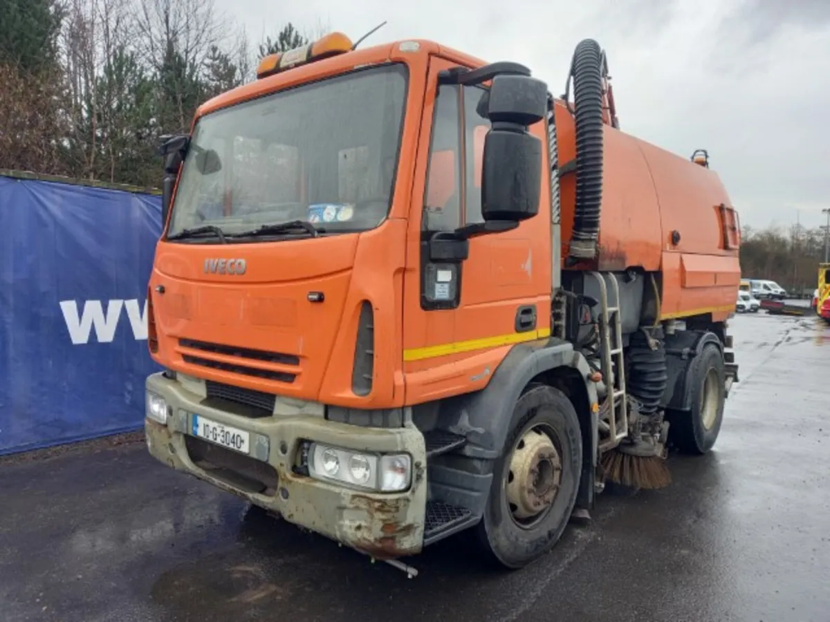 2010 Iveco 150e22 K Sweeper For Auction - Image 3