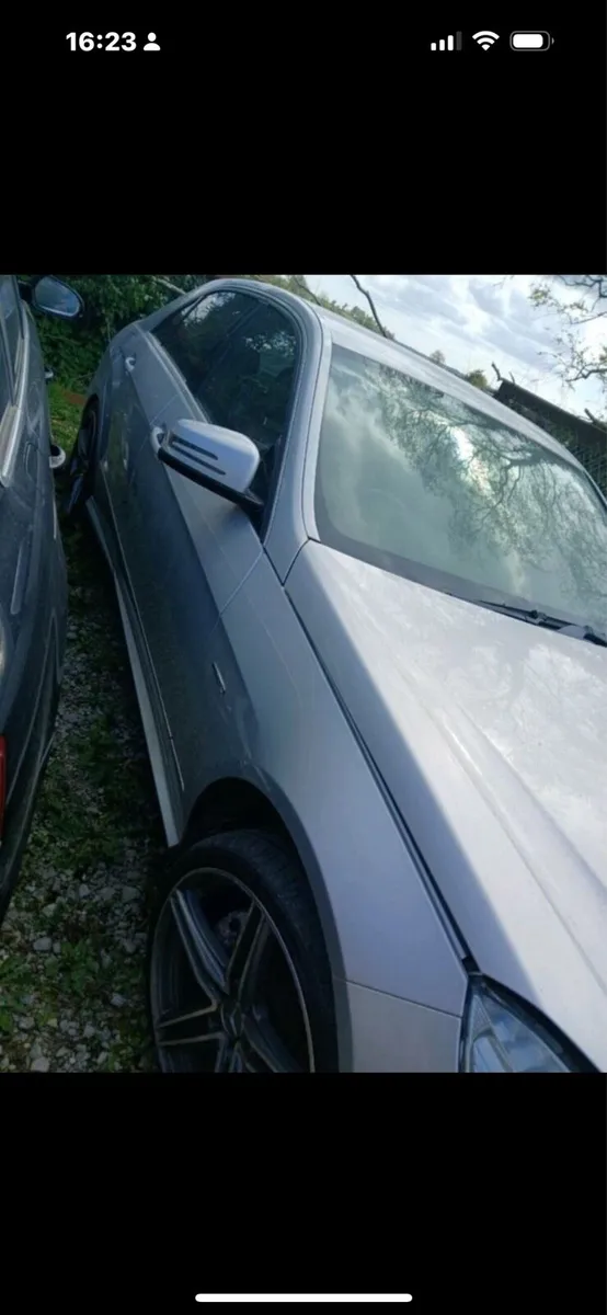 Mercedes E350 for breaking - Image 4