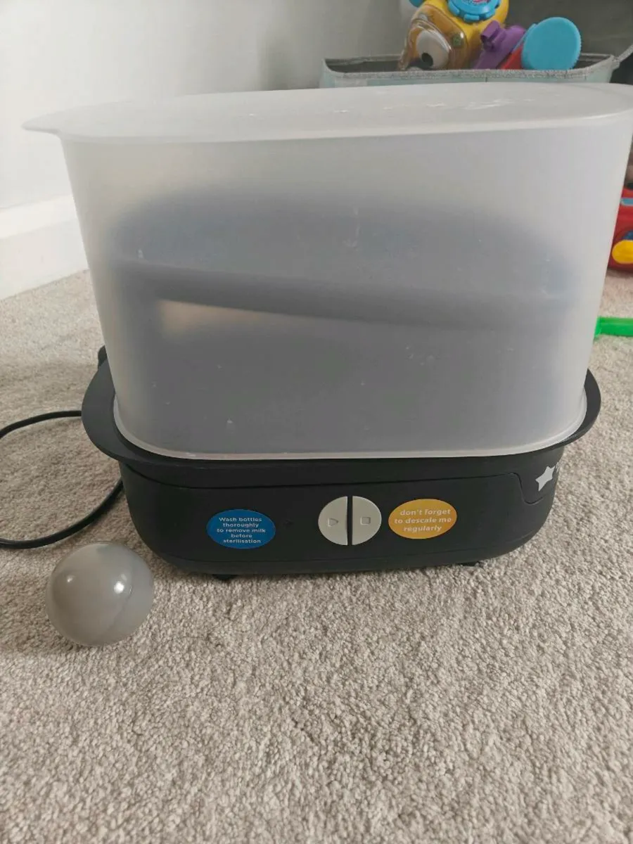 Baby items for free - Image 1