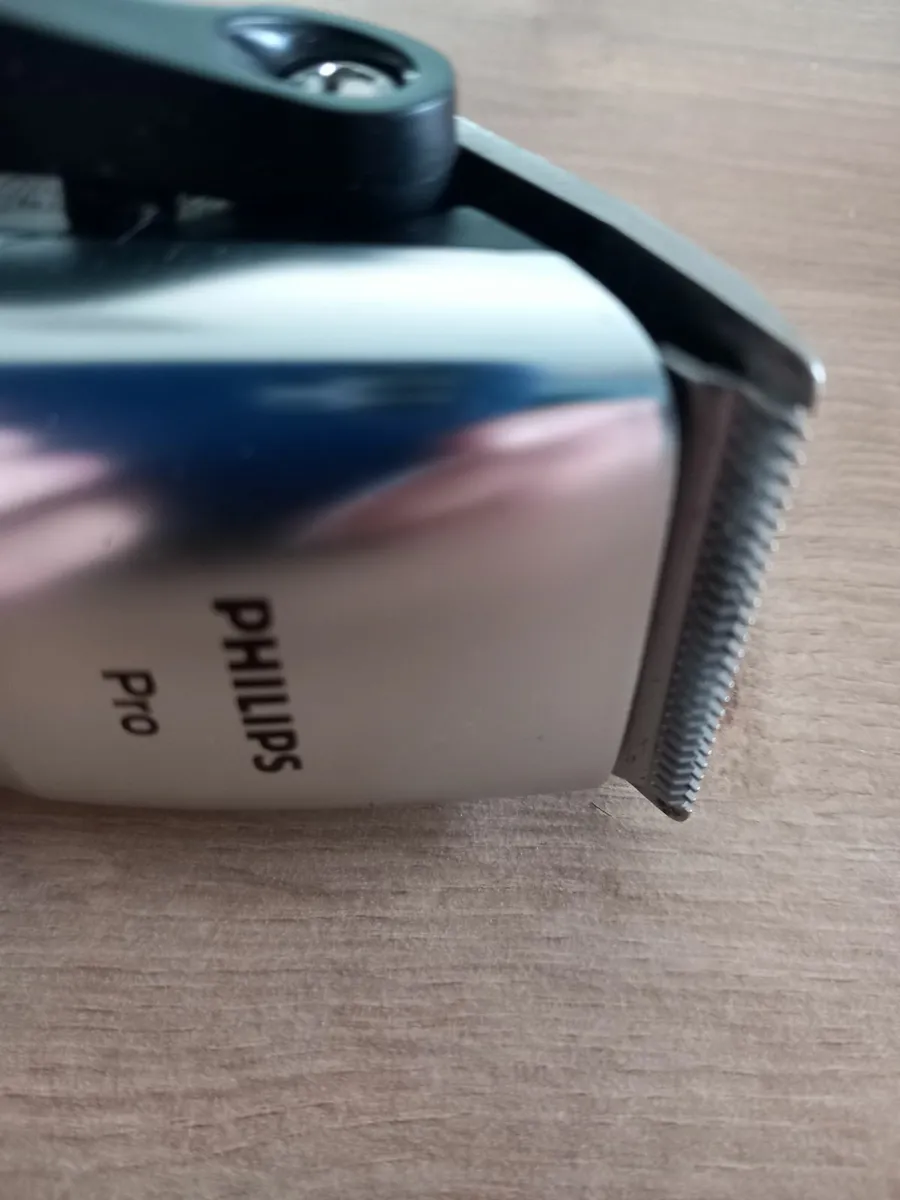 Philips 5000 pro clippers - Image 1