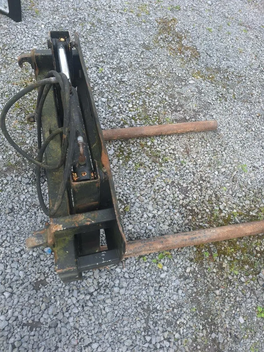 Conor Hydraulic bale handler - Image 3