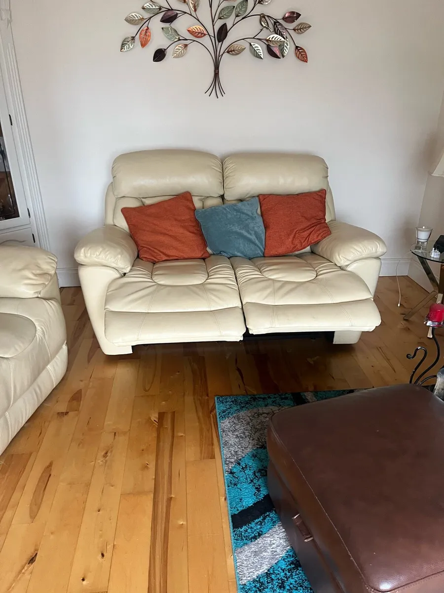 Italian leather couch - Image 1