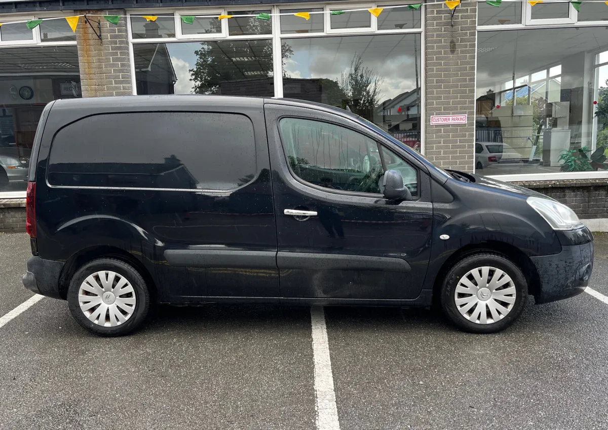 Citroen Berlingo 1.6 HDI 3 Seater - Image 2