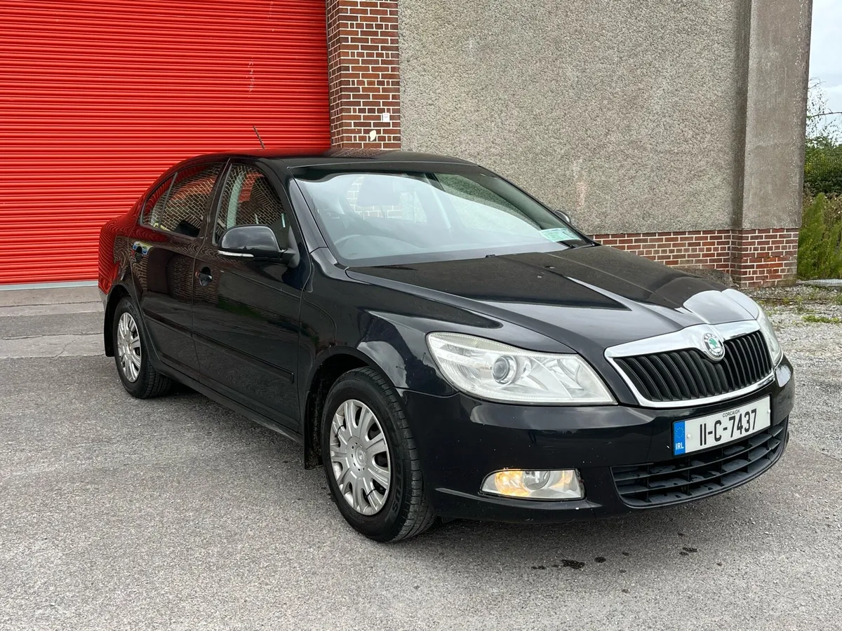 Skoda Octavia 1.2 TSI * NCT AND TAX - Image 2