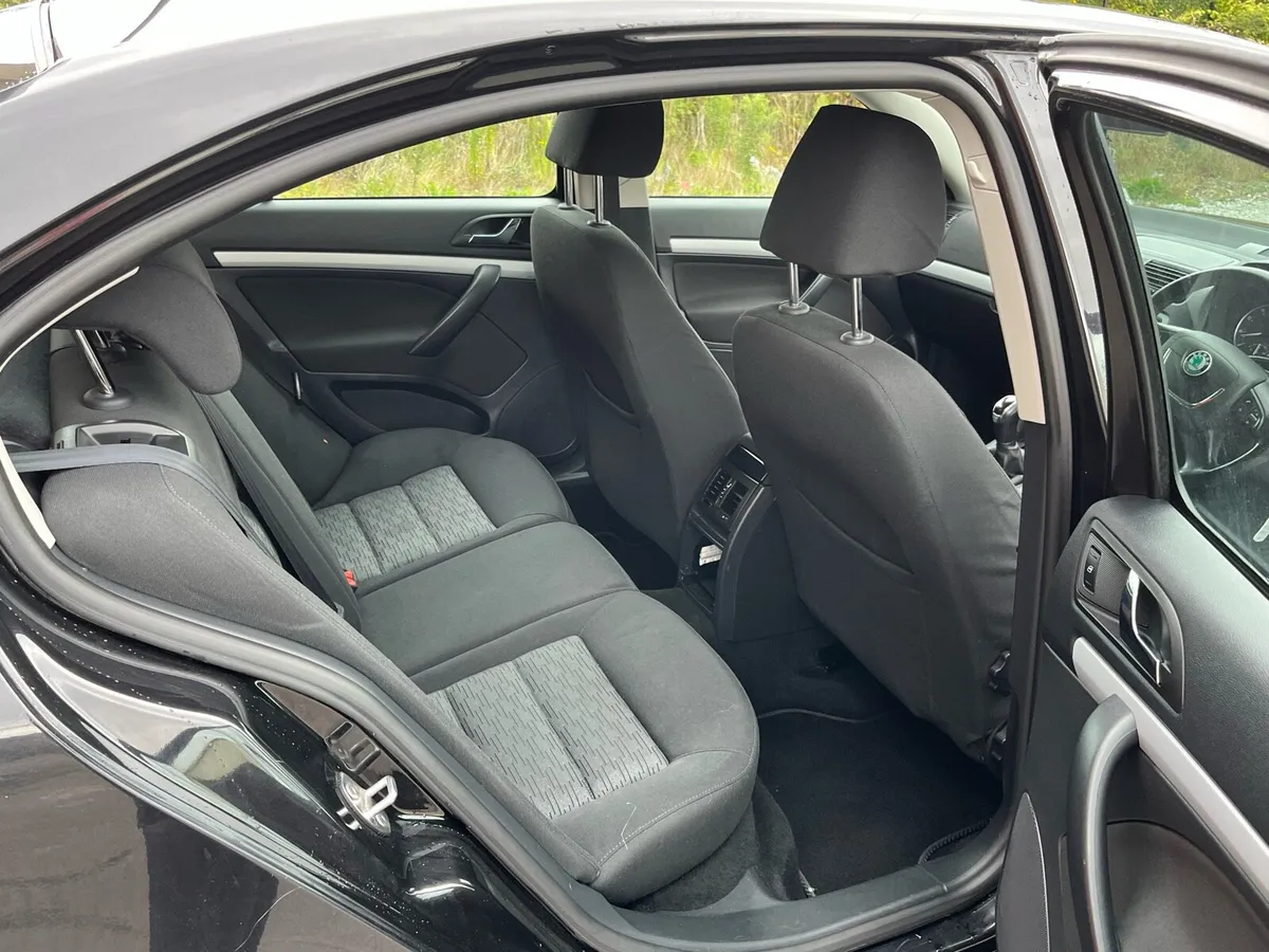 Skoda Octavia 1.2 TSI * NCT AND TAX - Image 4