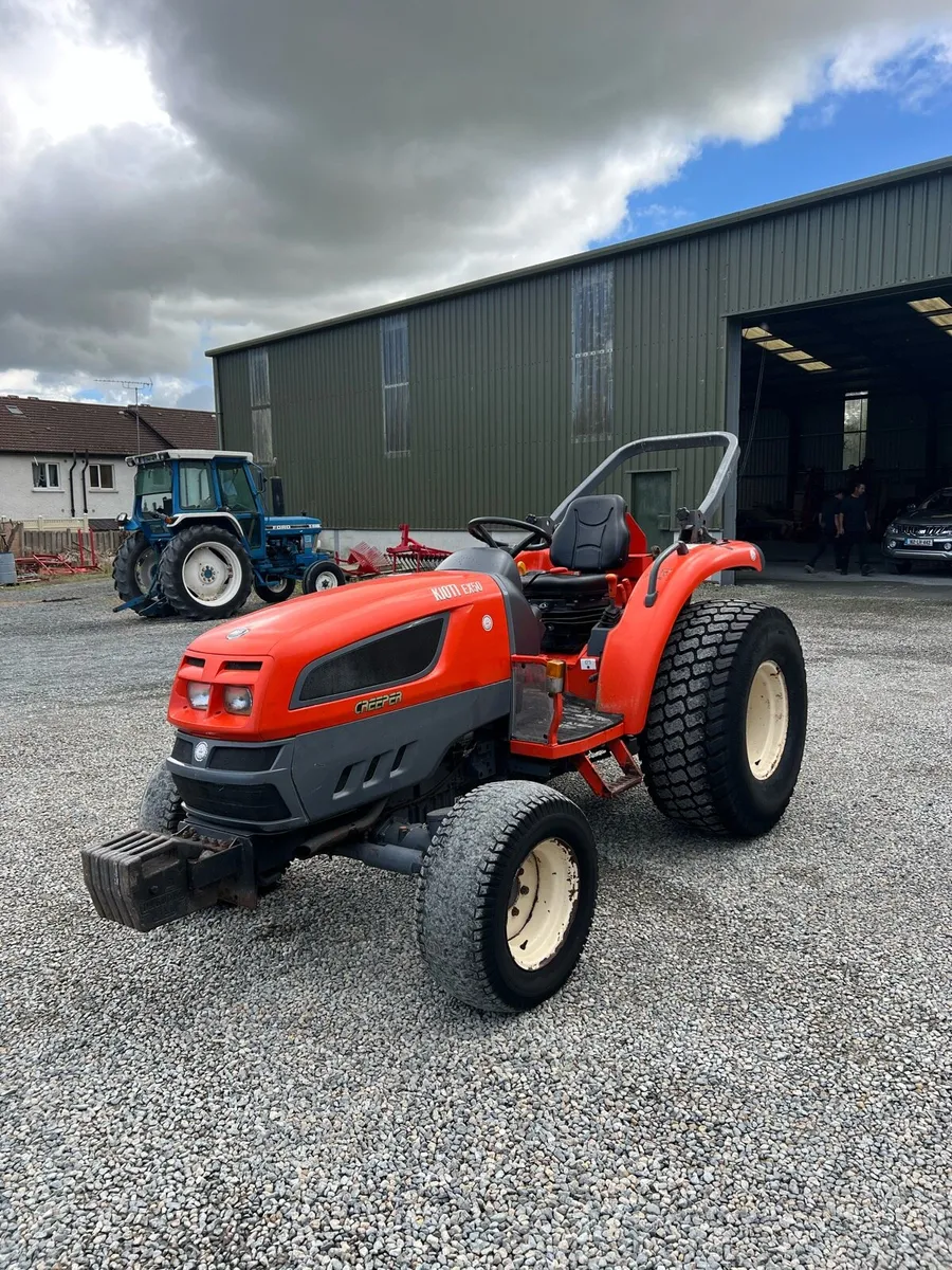 KIOTI 50 HP COMPACT TRACTOR - Image 1