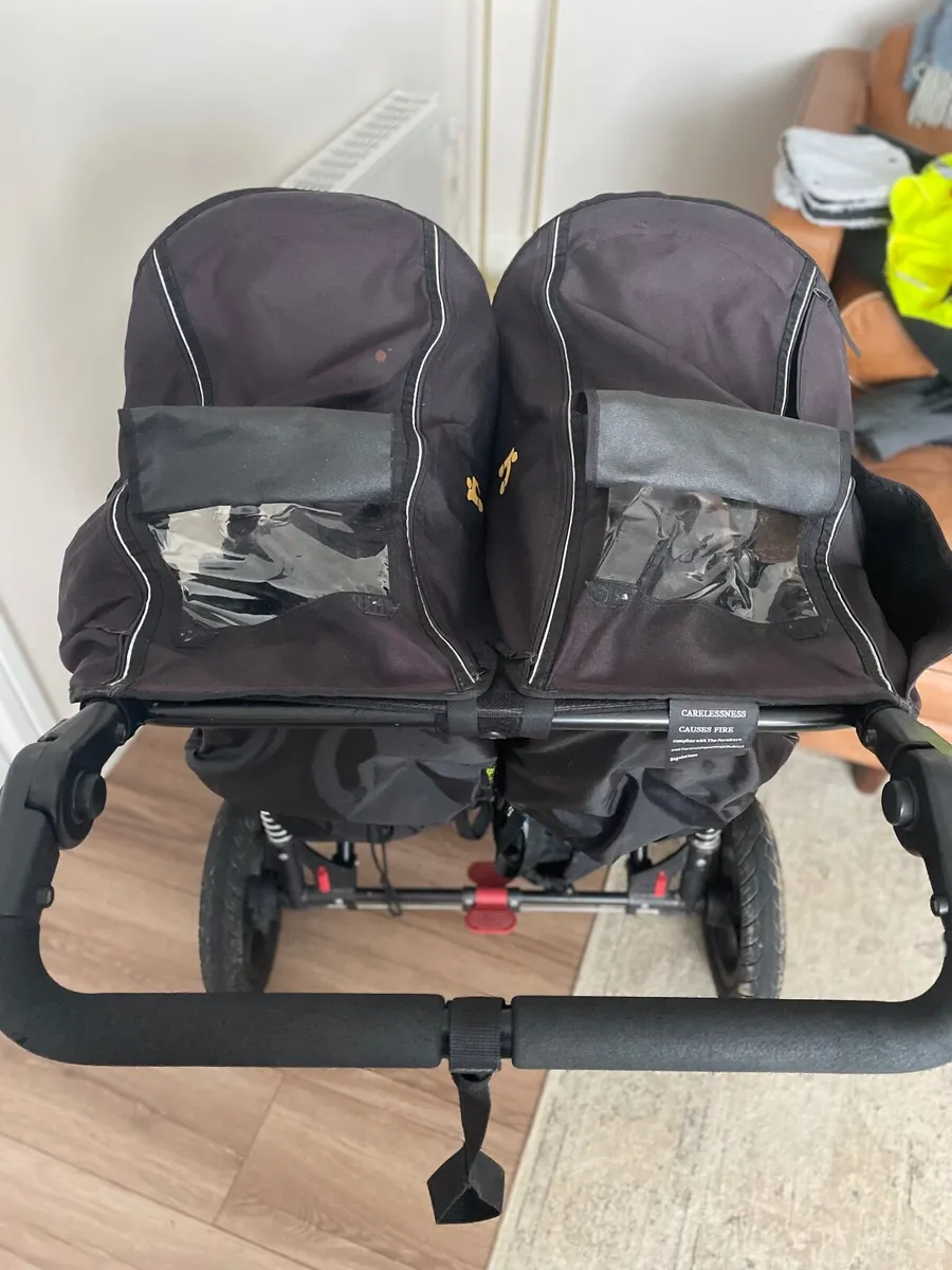 Out n about double Buggy - Image 3
