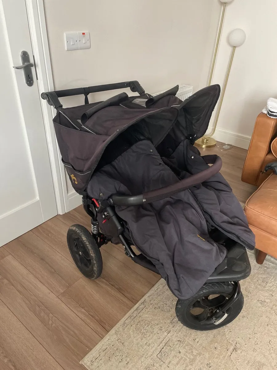 Out n about double Buggy - Image 4