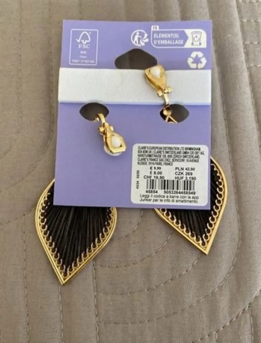 Clip on Earrings - Claire's Accessories - Image 2