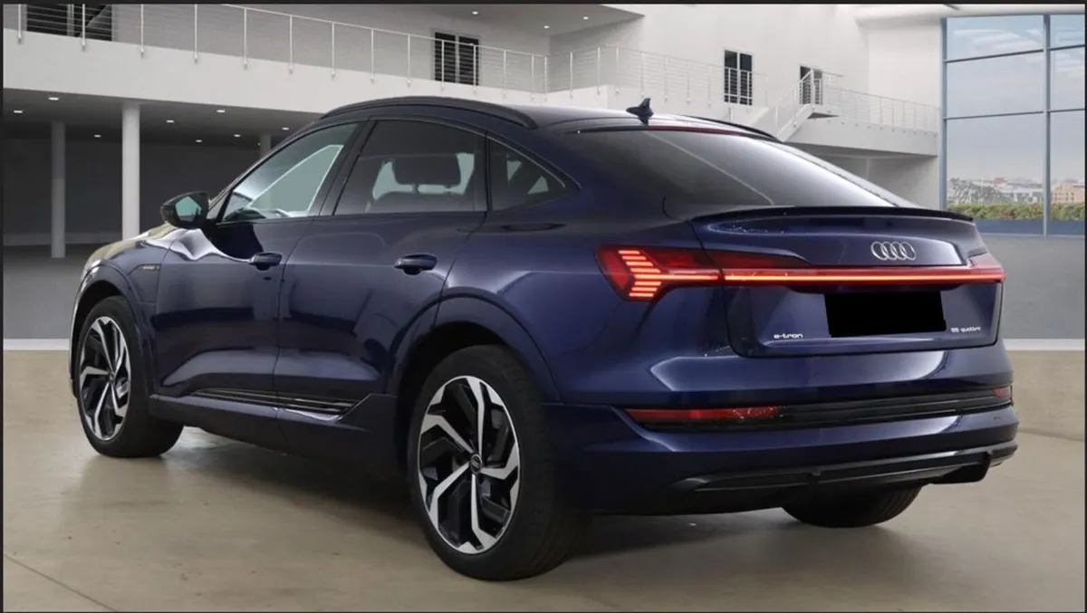 AUDI E-TRON BLACK EDITION 55 SPORTBACK QUATTRO - Image 3