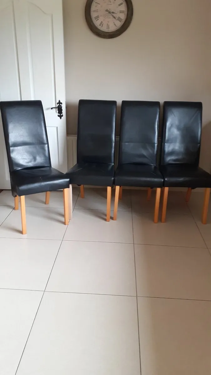 Dining chairs - Image 2