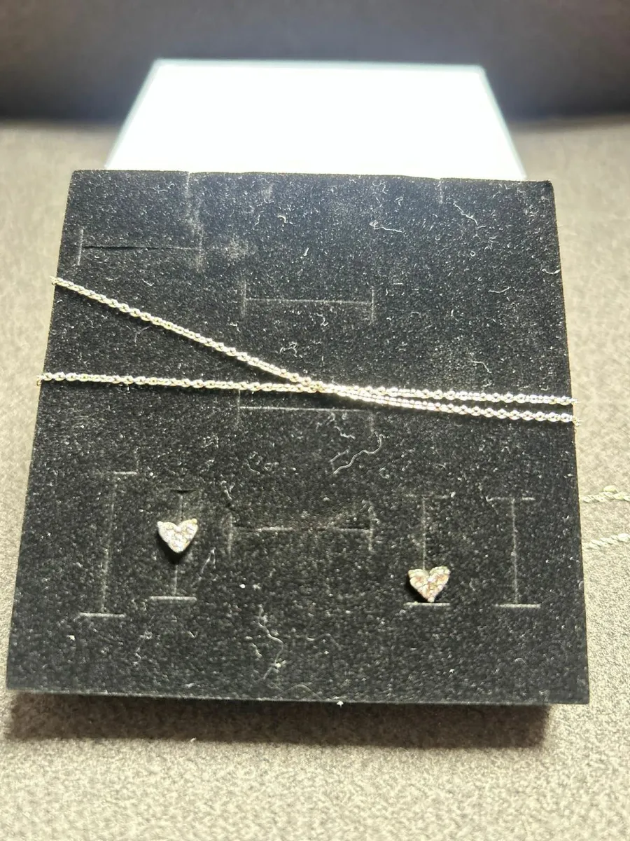 rose gold earrings and pandora chain - Image 2