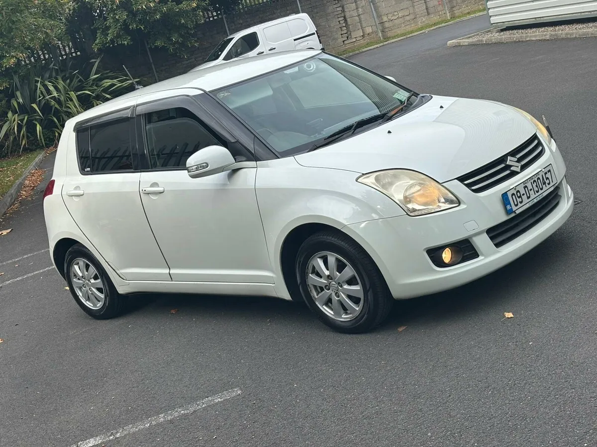 Suzuki Swift Automatic - Image 1
