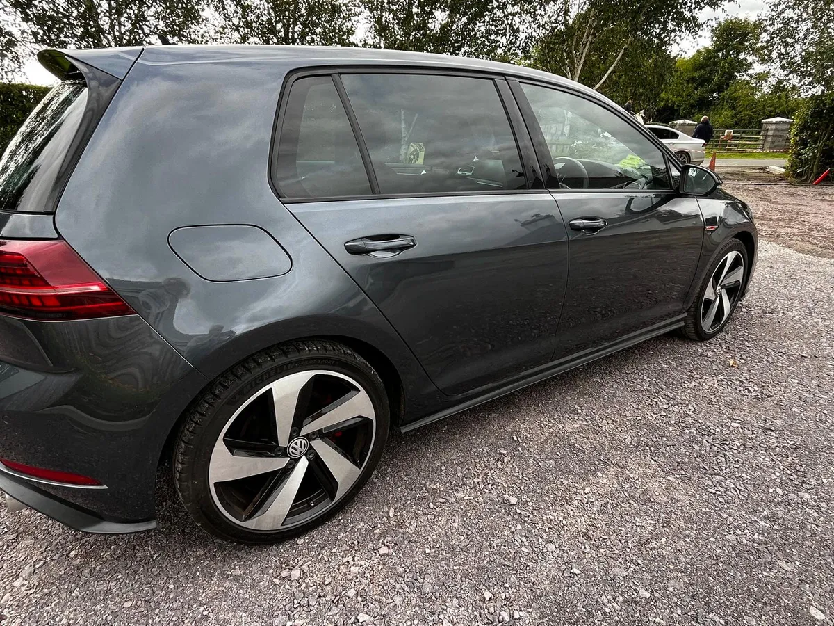 VW Golf GTI 230HP Genuine Irish Car Manual - Image 4