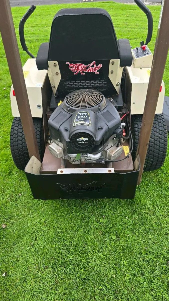 Zero turn 4ft Grasshopper - Image 4
