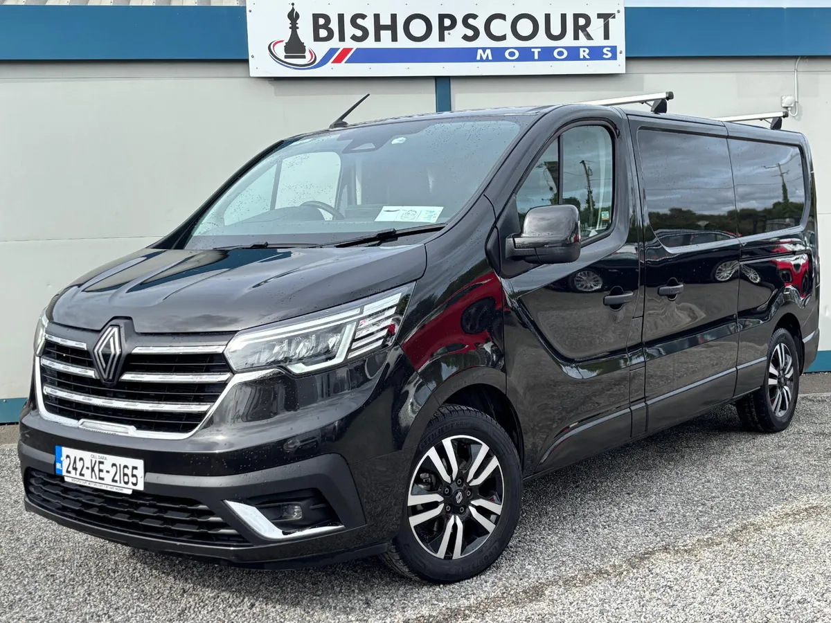 Renault Trafic 2024 - Image 1