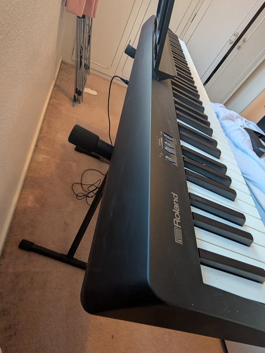 Roland FP - 10 - Image 3