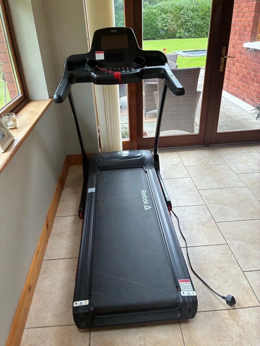 Reebok GT40s Touch Screen Treadmill - Image 2