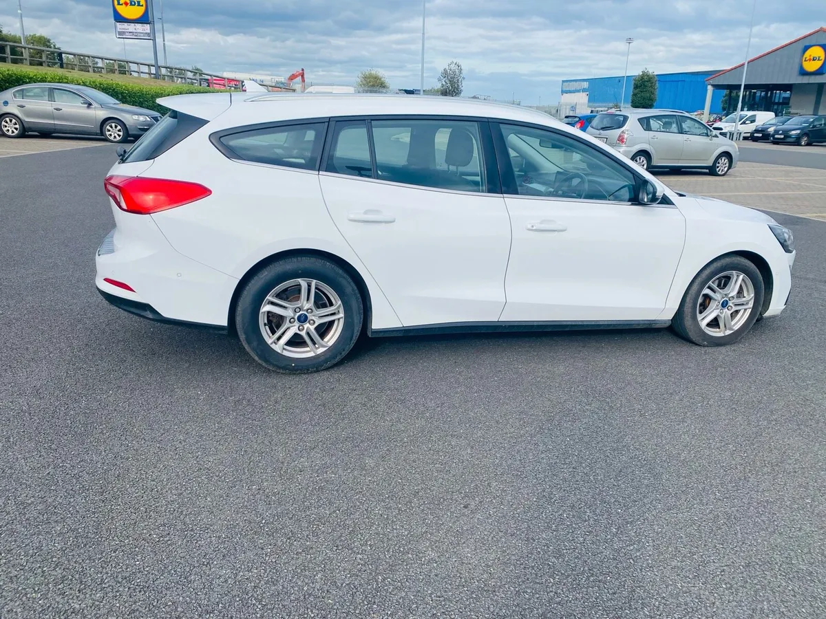 Ford Focus 2019 with 3 months warranty - Image 3