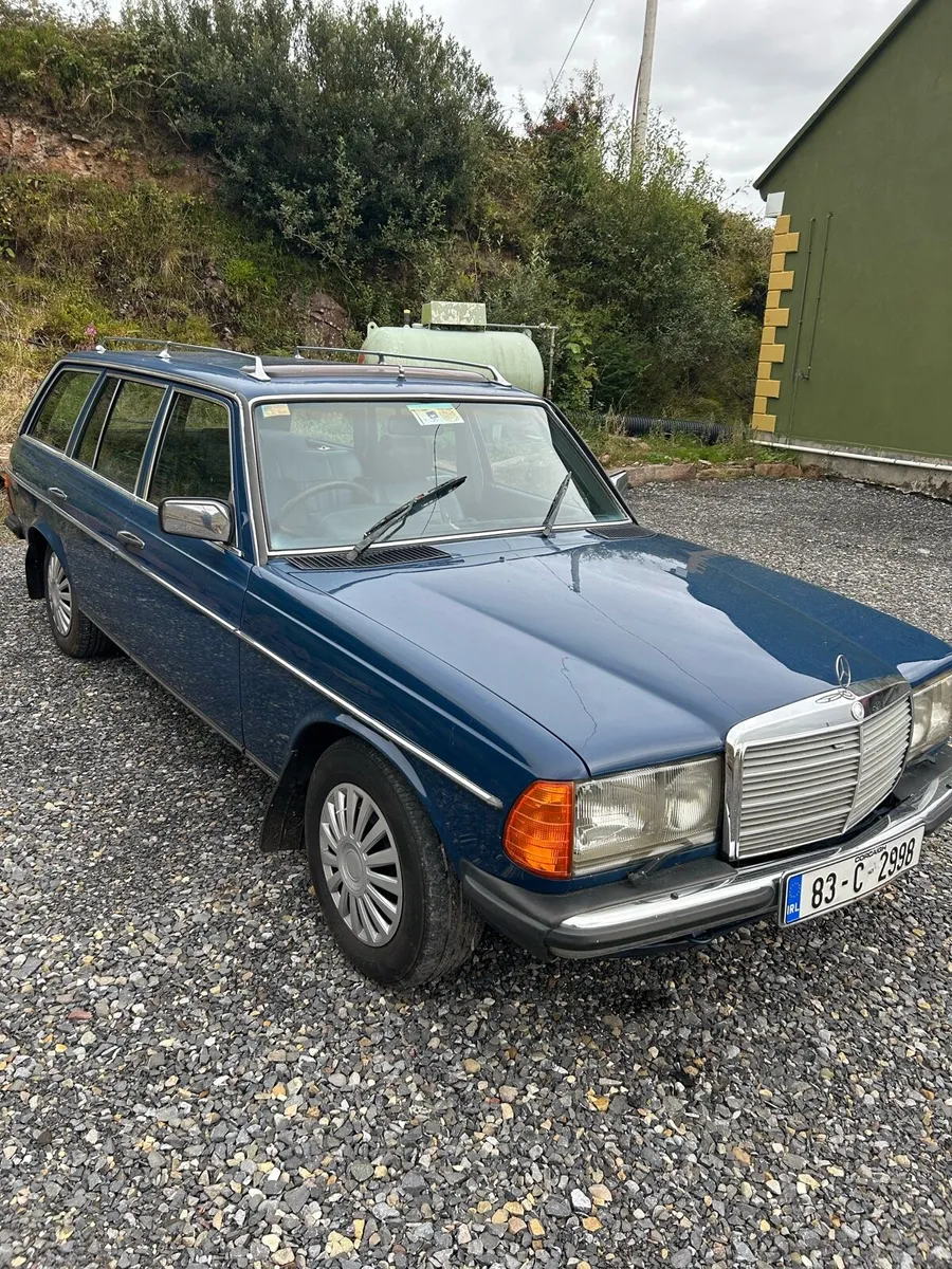 Mercedes 230 te estate car - Image 4