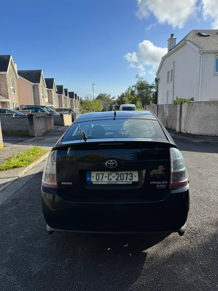Toyota Prius - Image 2