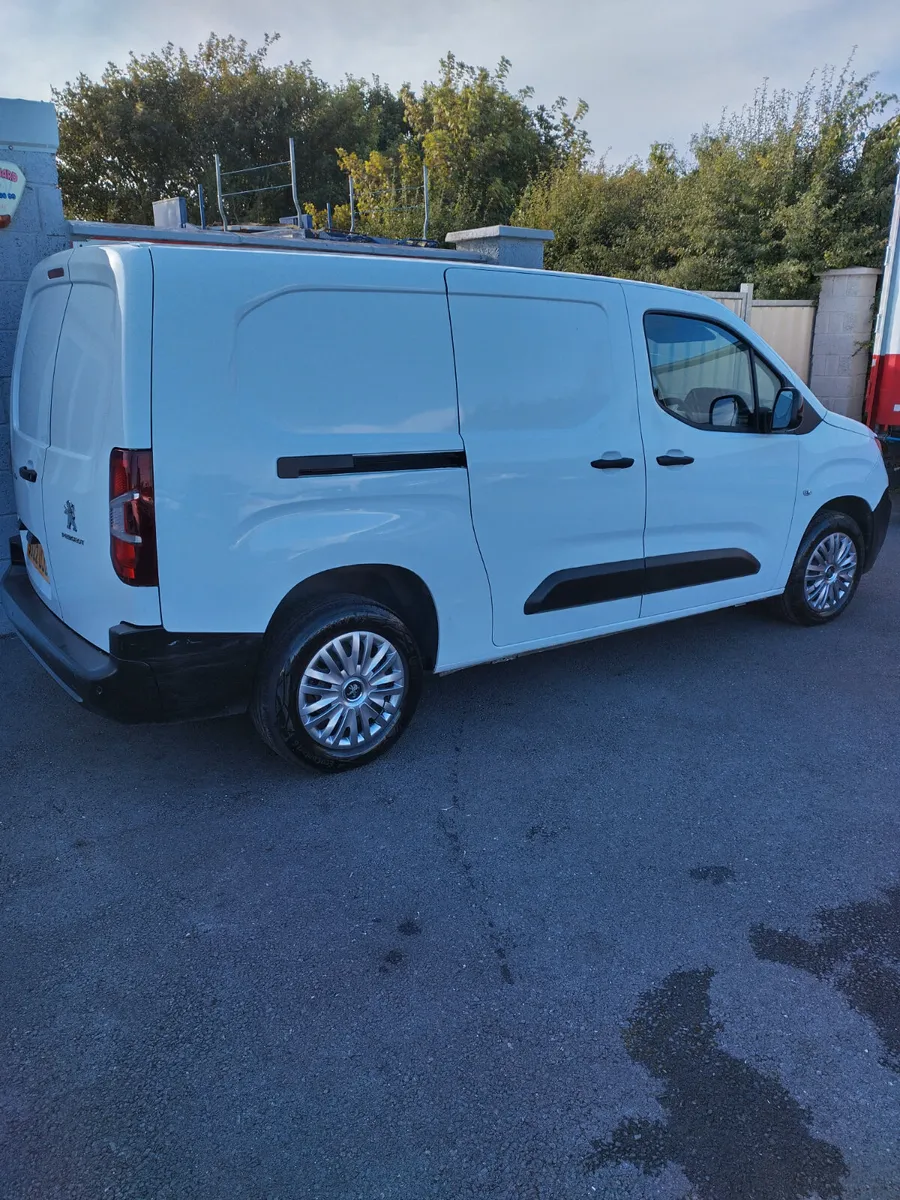 Peugeot Partner 2022 - Image 2