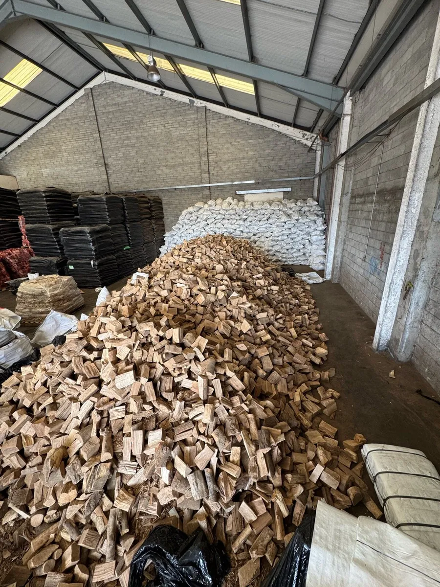 Kiln dried hardwood - Image 3