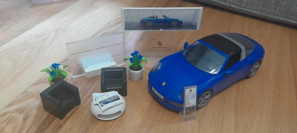 Playmobil blue porsche showroom - Image 2