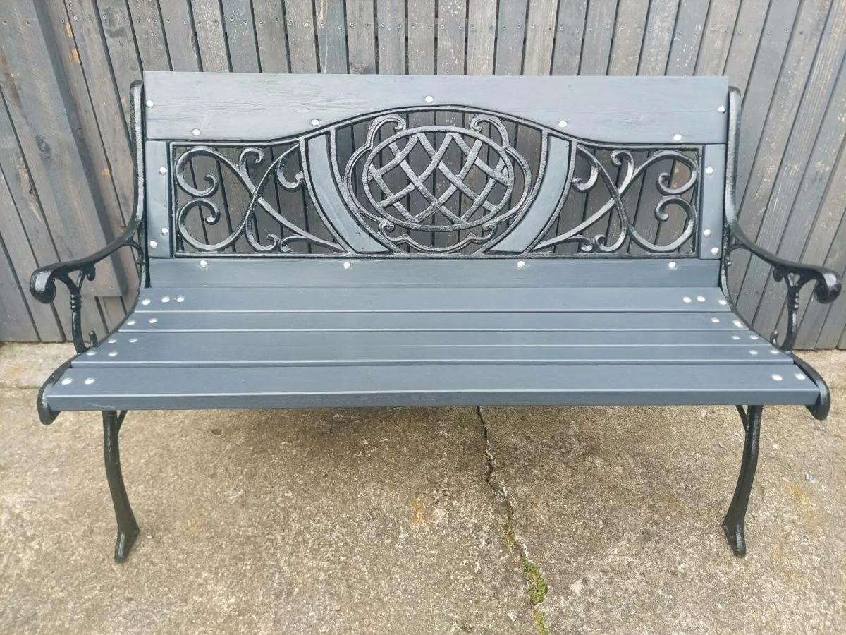Garden bench - Image 1