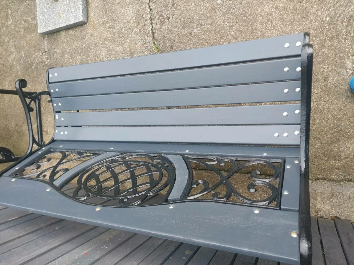 Garden bench - Image 3