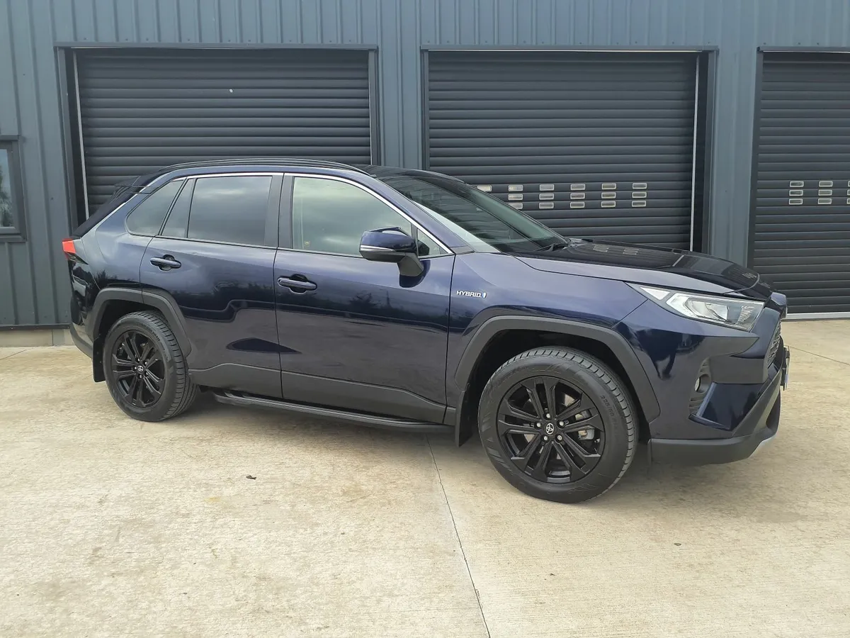 Toyota RAV4 2021 - Image 1