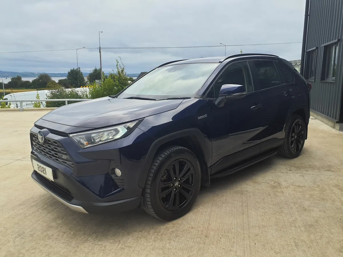 Toyota RAV4 2021 - Image 2