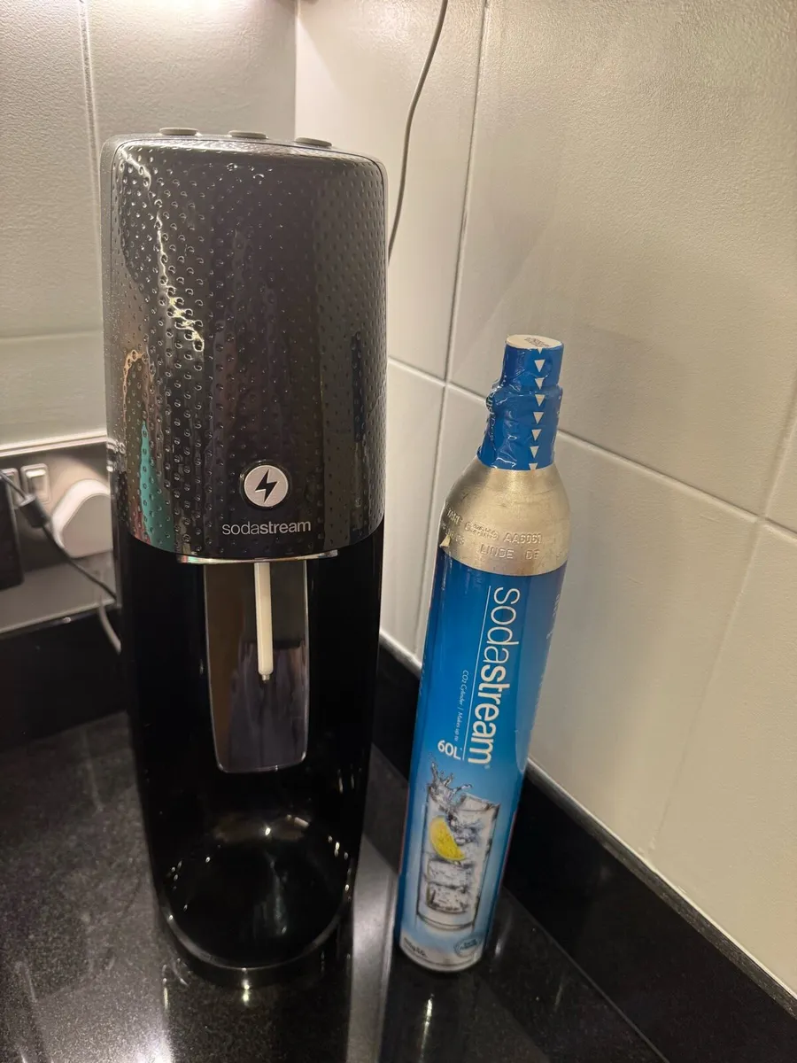 SodaStream Spirit One Touch Electric - Image 1