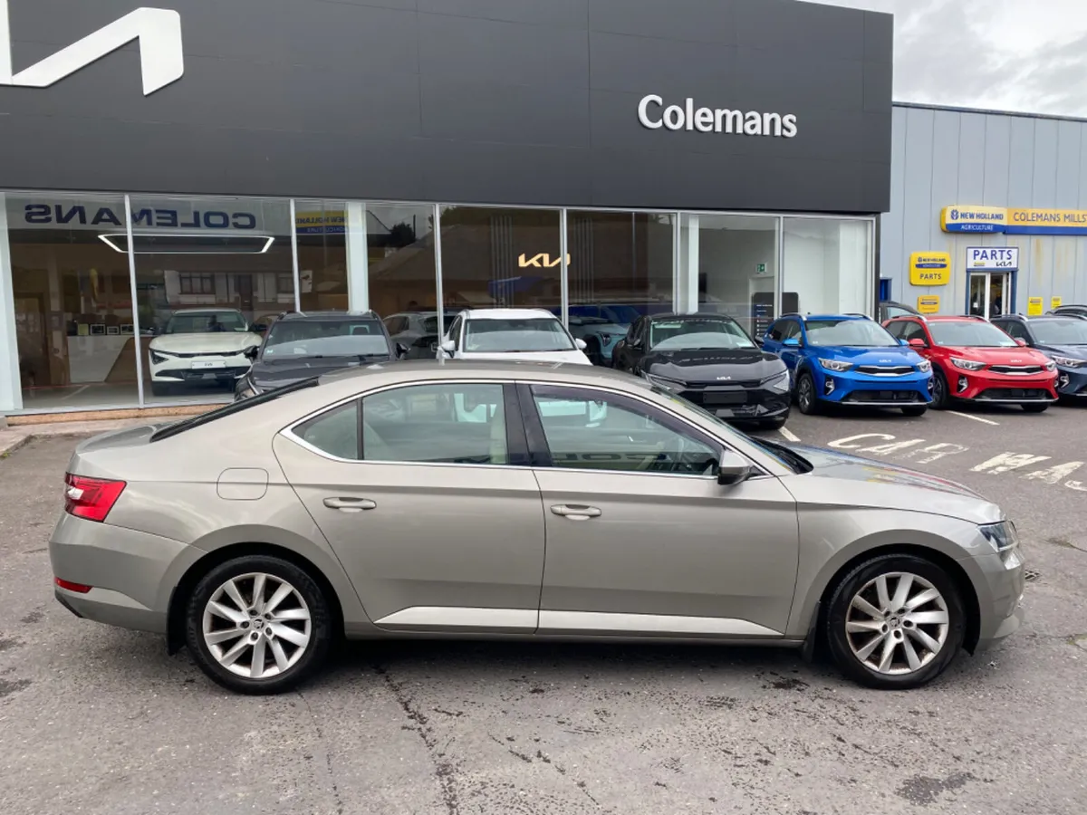 Skoda Superb Style 2.0tdi 150BHP 4DR 2017 (171) - Image 2