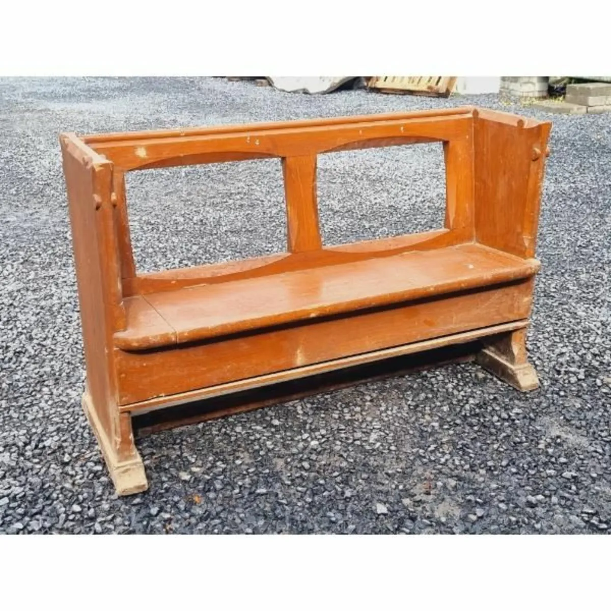 Pew 4ft4 KAS838 - Image 1