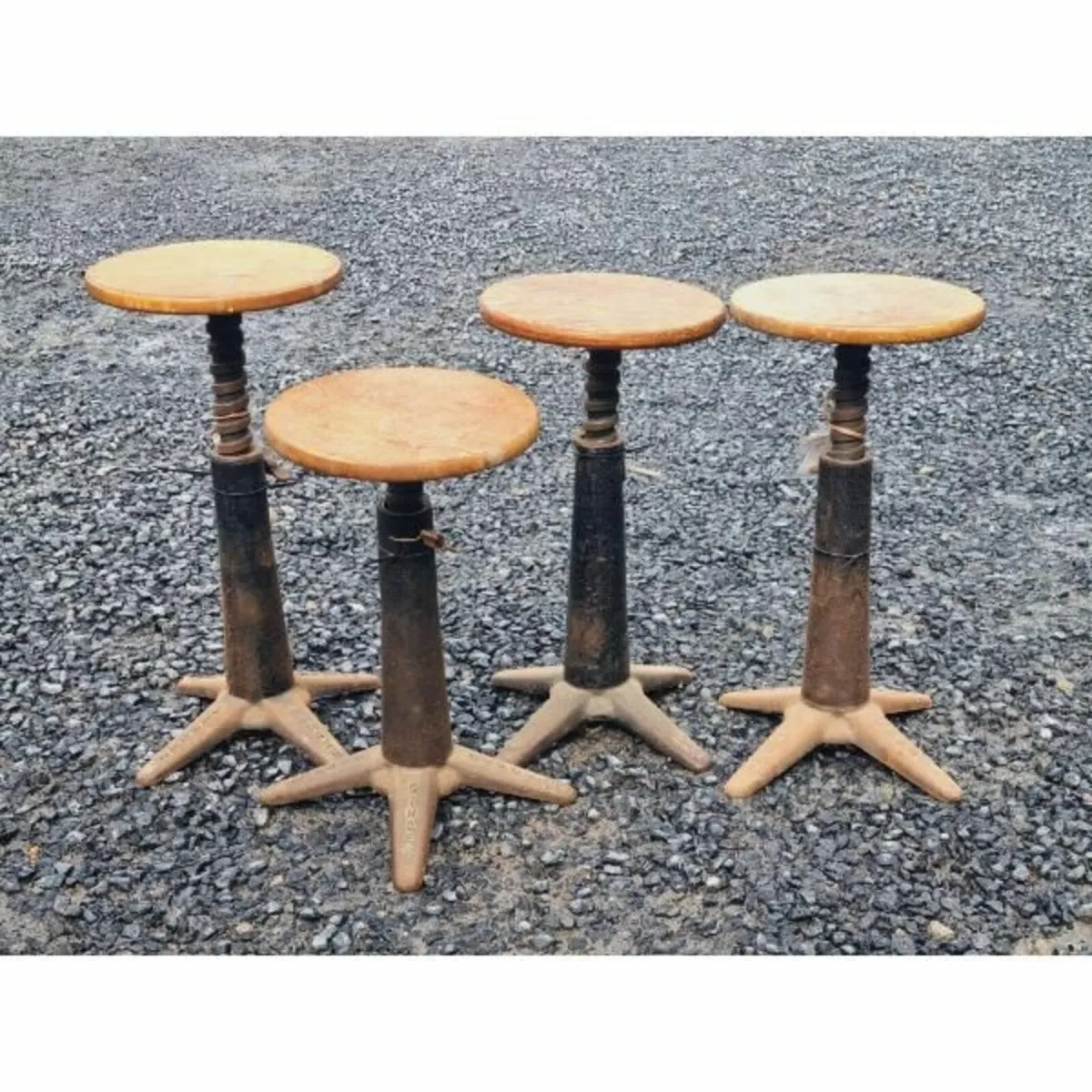 Set of 4x Singer Stools KAS837 - Image 1